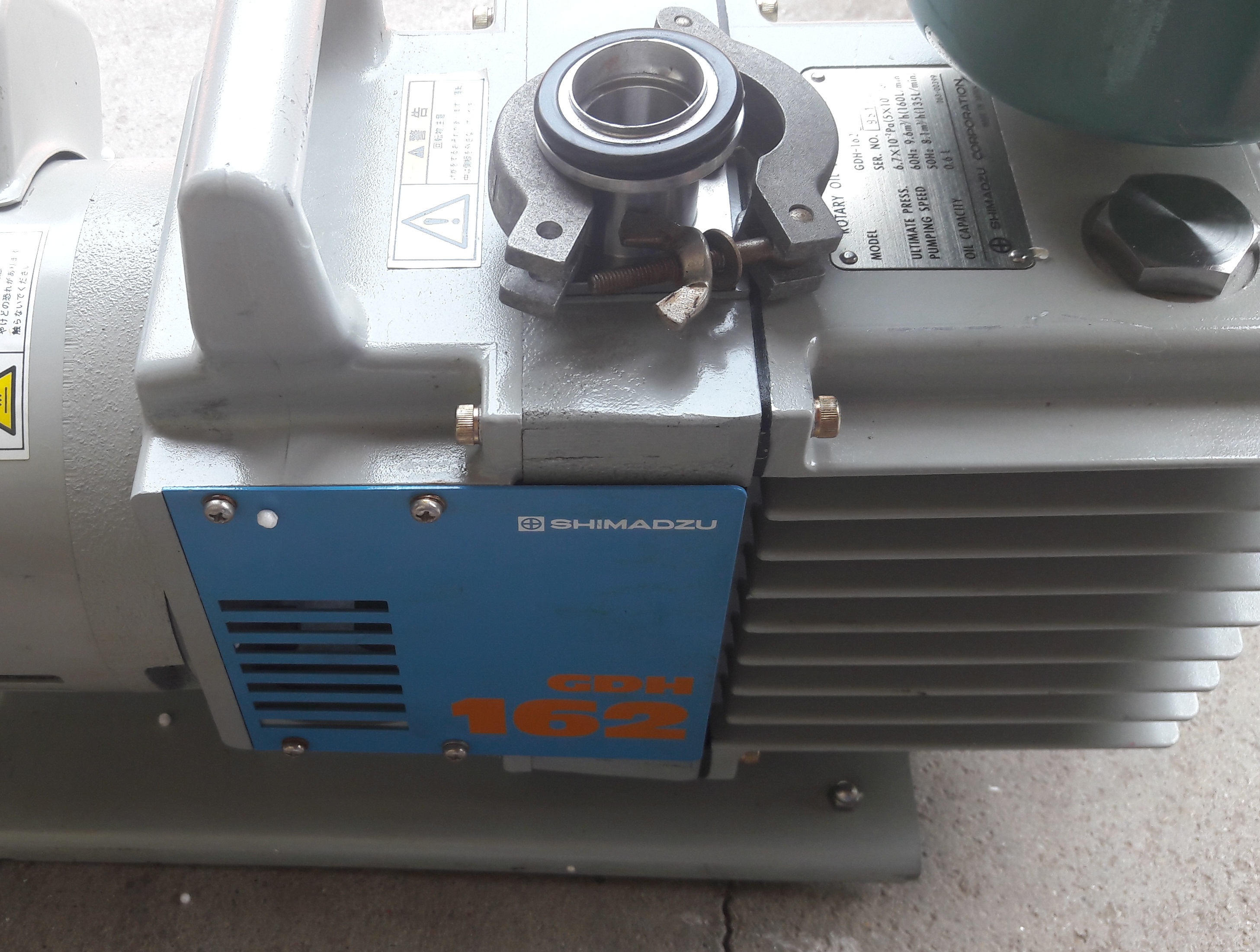  Bơm hút chân không Shimadzu GDH-162